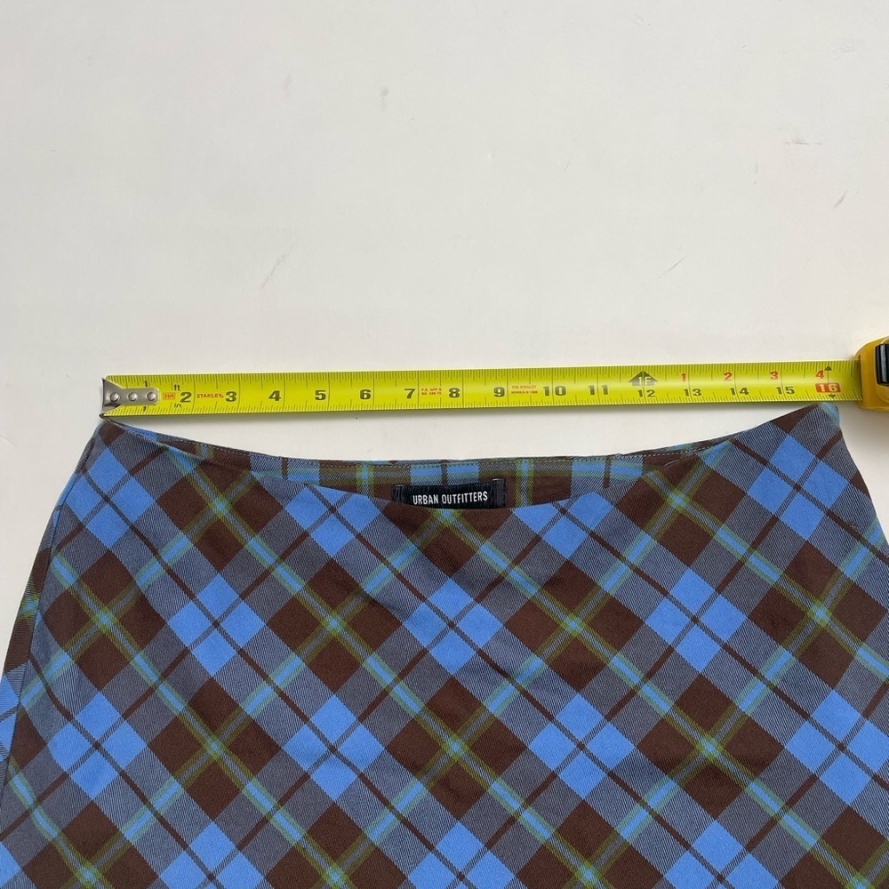 NWT URBAN OUTFITTERS plaid low rise mini skirt - Picture 6 of 7